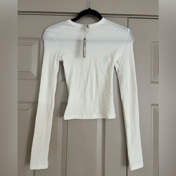 SKIMS Tops - Skims white marble long sleeve cotton tee shirt